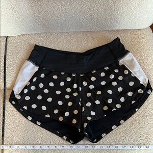 Outdoor Voices Hudson Running Short - Black and White Polka Dot